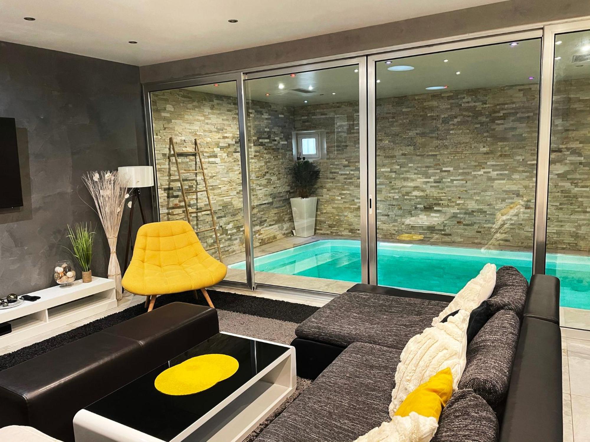 Appartement Standing Piscine Interieur Privatisee . Mutzig Extérieur photo